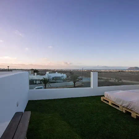 Casa Marea - Con Jacuzzi Y Vistas Al Mar 科拉雷侯