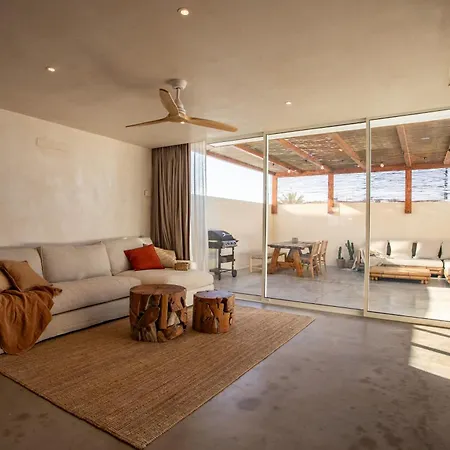 Casa Marea - Con Jacuzzi Y Vistas Al Mar * 科拉雷侯